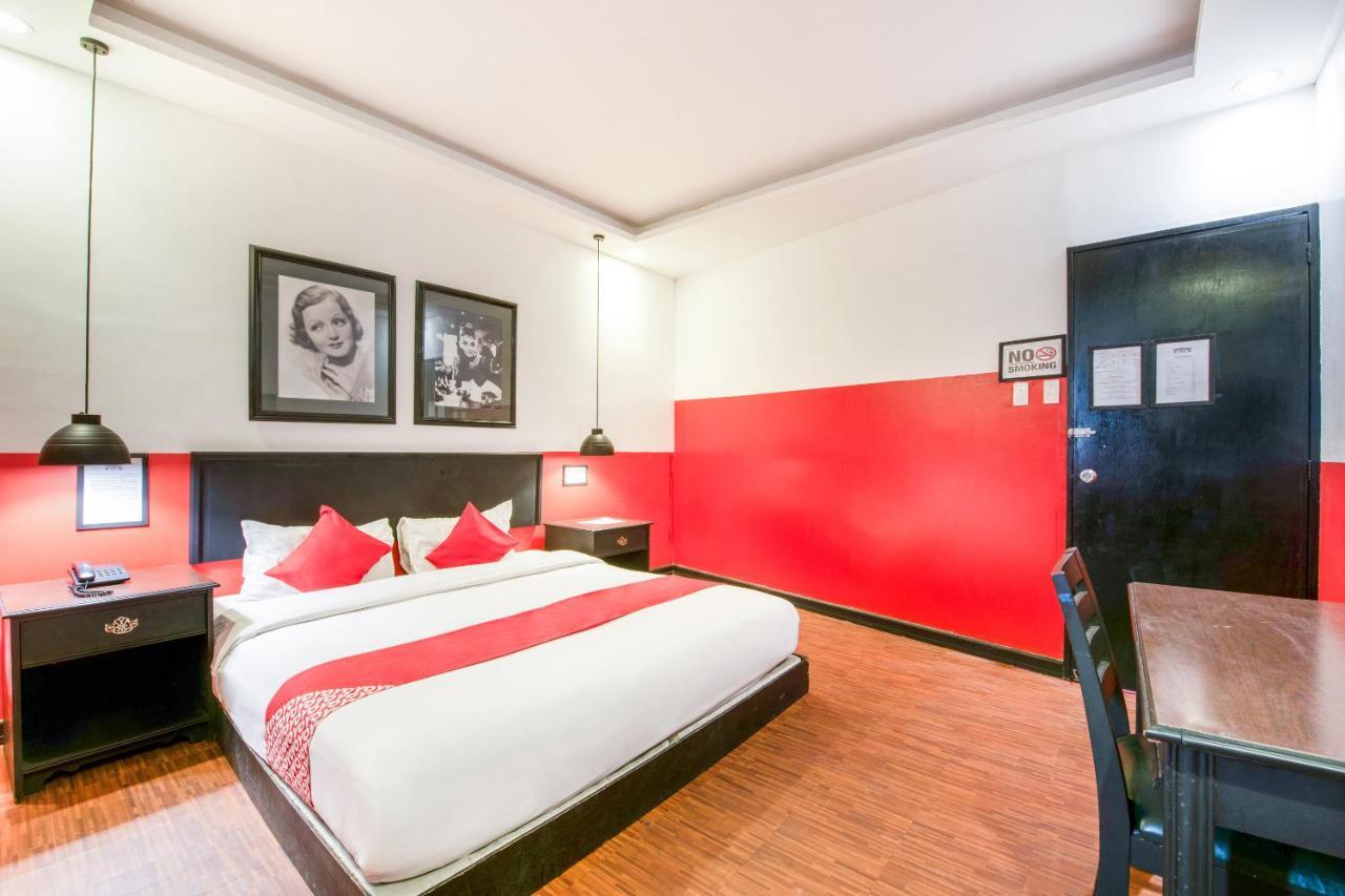 Oyo 432 Diamondwood Hotel アンヘレス エクステリア 写真